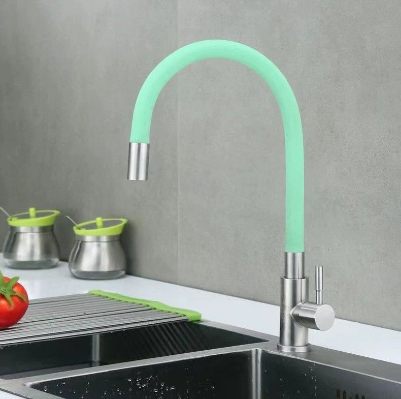 Hahn-kalter nur Hahn-einzelner Griff-flexible bunte Tülle der Küchen-SUS304