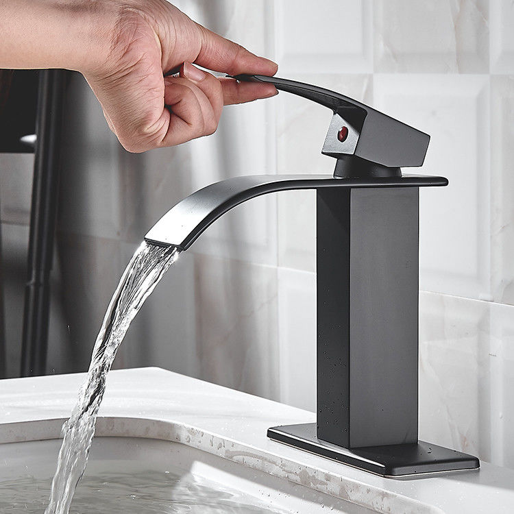 Wasserfall-einzelnes Loch-einzelner Griff-Becken-Mischer des Edelstahl-SUS304 in Matte Black Chrome Brushed Grey