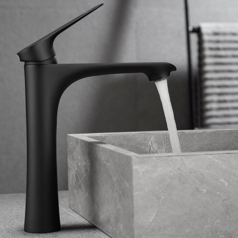 Messingschiff-einzelnes Loch-einzelner Griff-Becken-Mischer-Hahn in Grau Chromes Matte Black